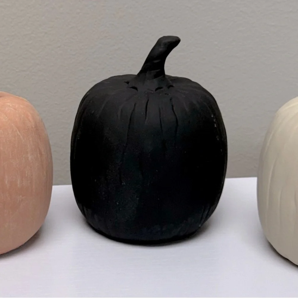 New! Target Bullseye Playground Full Set of 4 Fall Terracotta Pumpkins, 4”